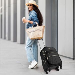 Star Cloud Rolling Backpack Carry On  USB Type-C 21x14x9 Black NWT